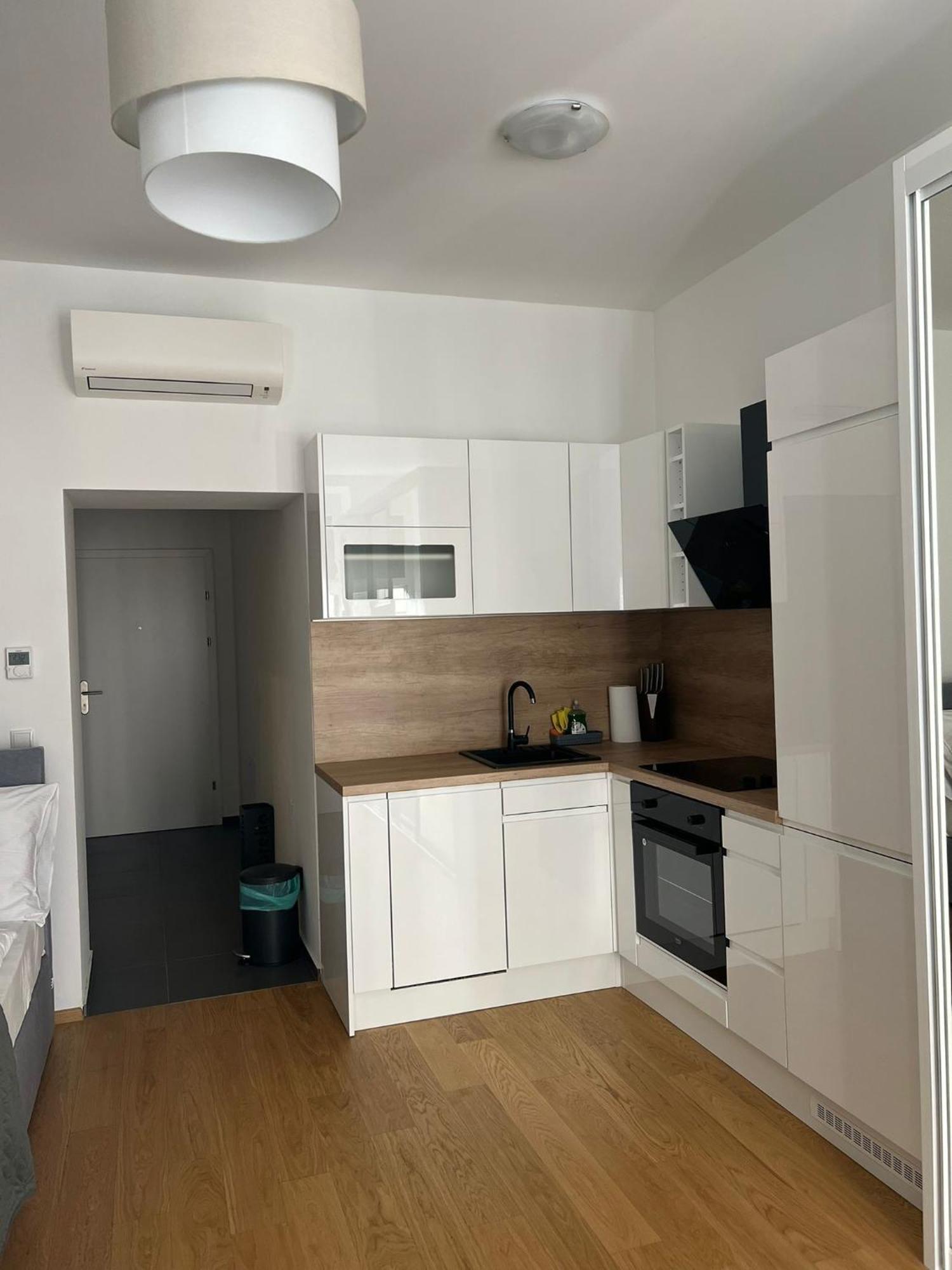 New Central Apartments Westbahnhof فيينا المظهر الخارجي الصورة