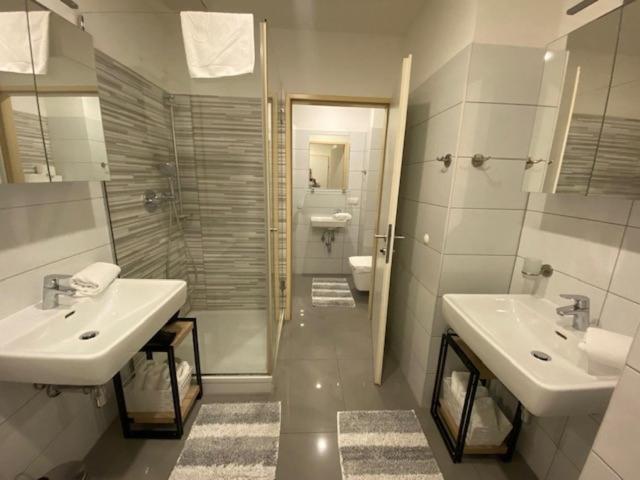 New Central Apartments Westbahnhof فيينا المظهر الخارجي الصورة
