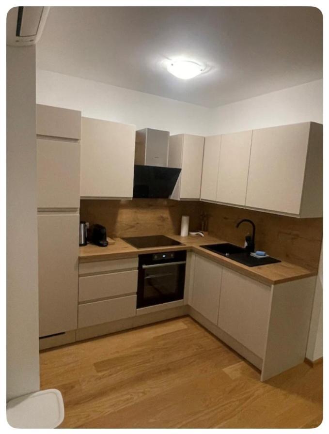 New Central Apartments Westbahnhof فيينا المظهر الخارجي الصورة