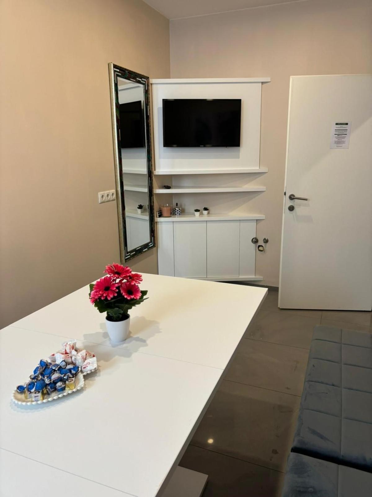 New Central Apartments Westbahnhof فيينا المظهر الخارجي الصورة